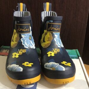 Joules Rain Boots size US 6